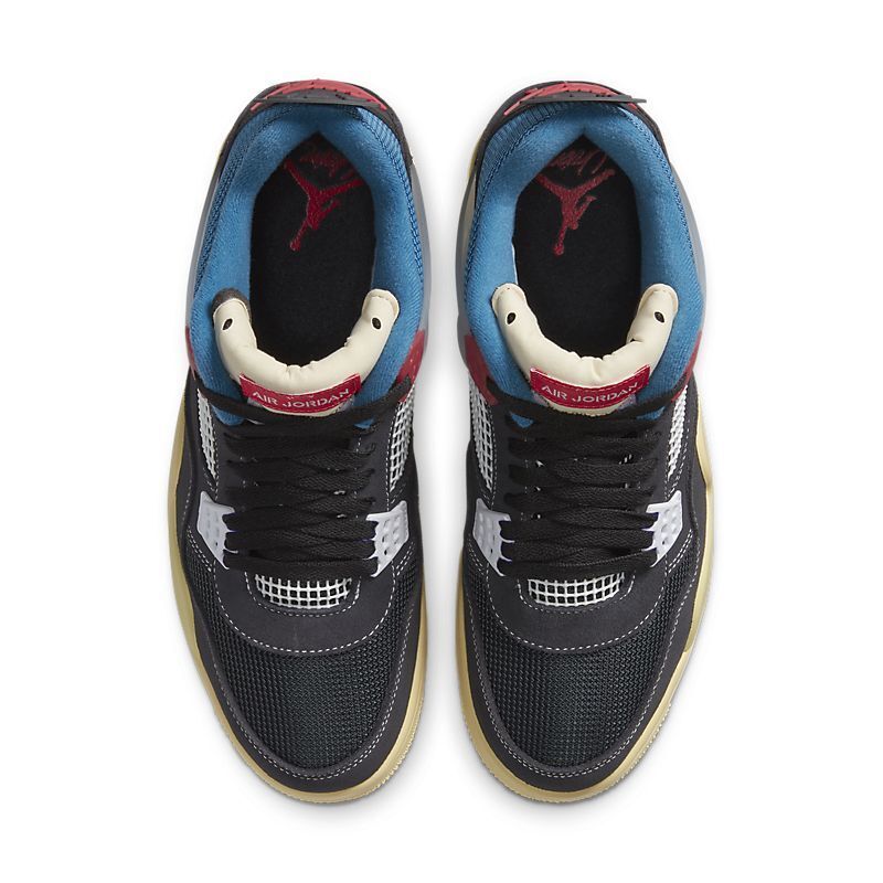 Air Jordan 4