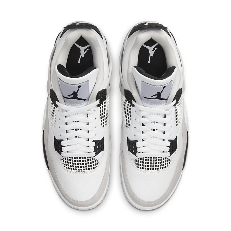 Air Jordan 4