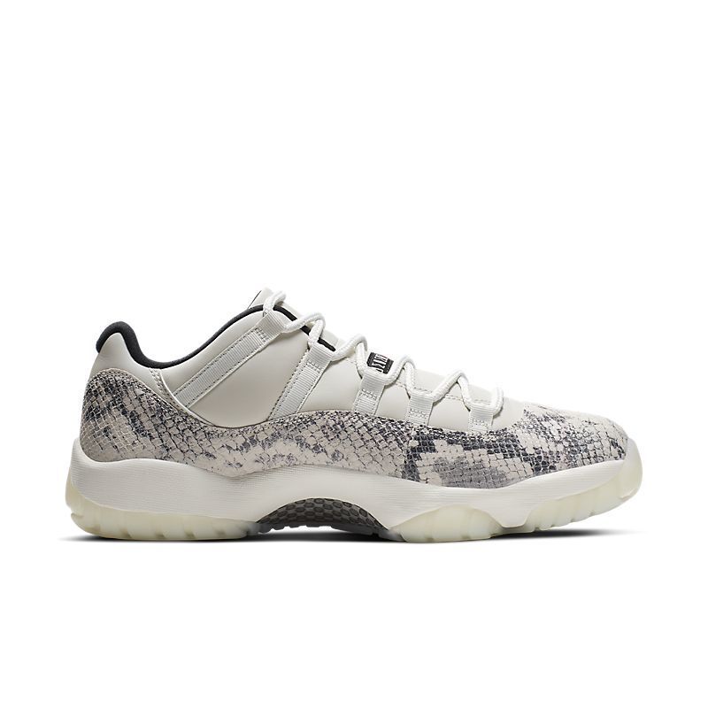 Nike  Air Jordan 11