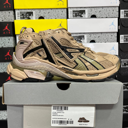 Balenciaga Runner