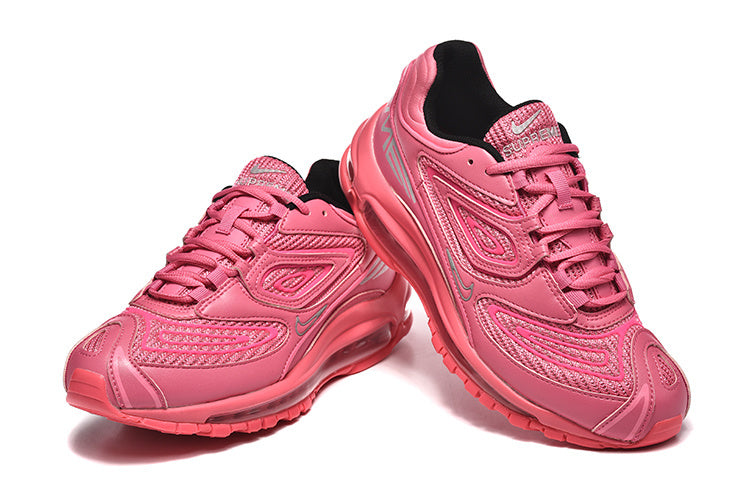 Nike Air Max 98 x Supreme