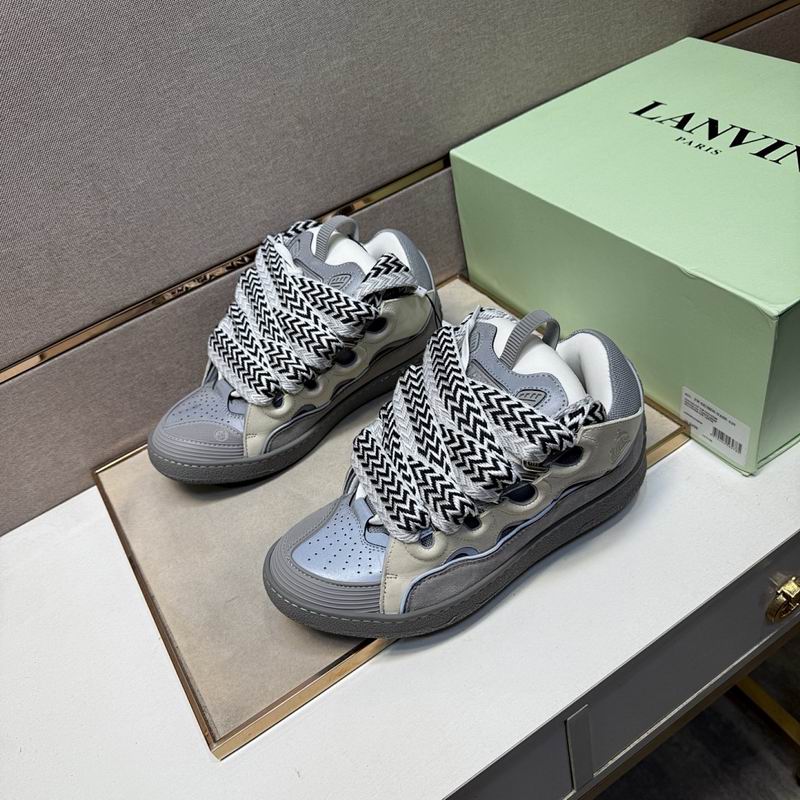 Lanvin Curb