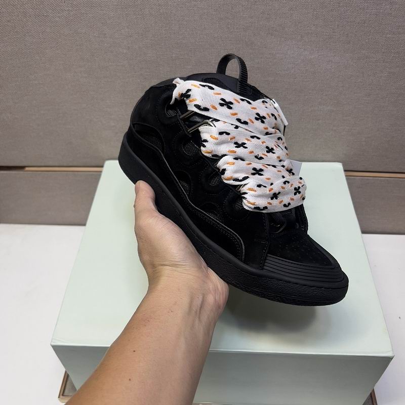 Lanvin Curb