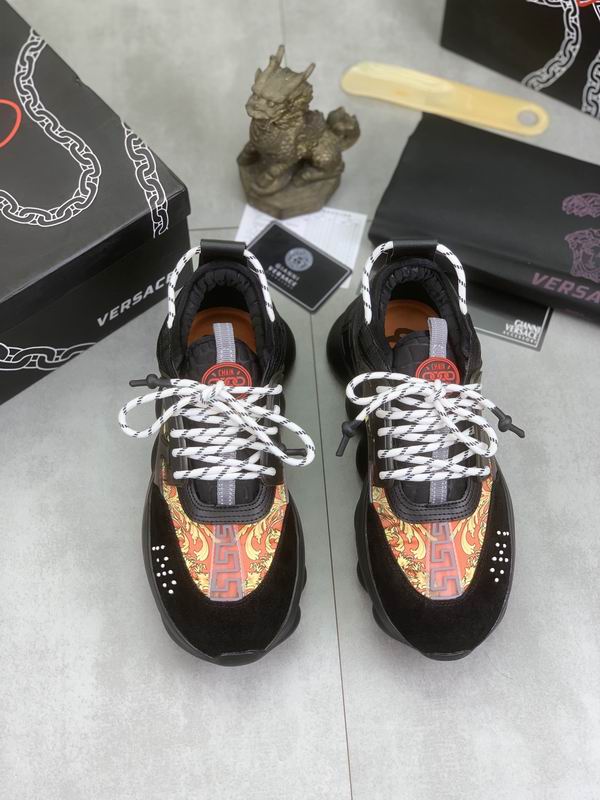 Versace Chain Reaction