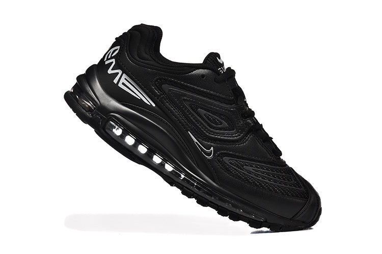 Nike Air Max 98 x Supreme