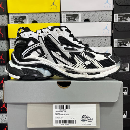 Balenciaga Runner