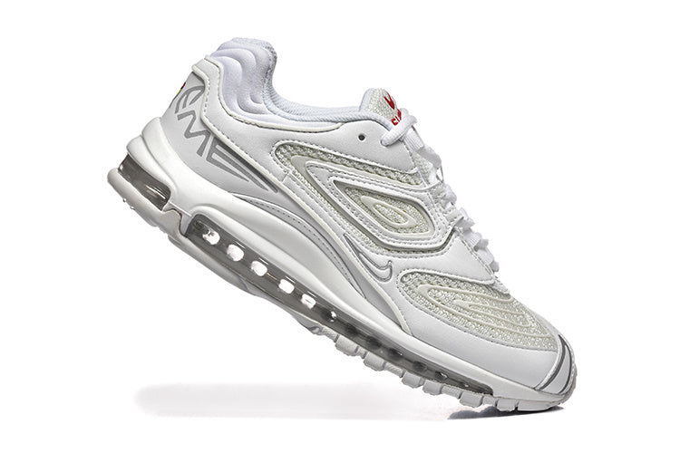 Nike Air Max 98 x Supreme